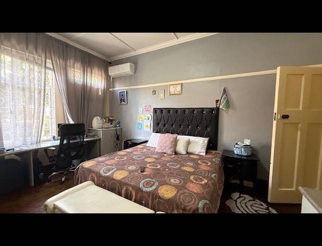 4 BEDROOM HOUSE TO LET IN GLENWOOD